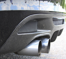 Load image into Gallery viewer, E82 CARBON FIBER DIFFUSERS