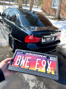 CARBON FIBER LICENSE PLATE FRAMES